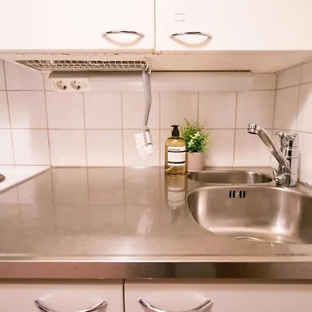 Huoneisto Peaceful - Near Kaari Mall, 5 Min To Train Helsinki