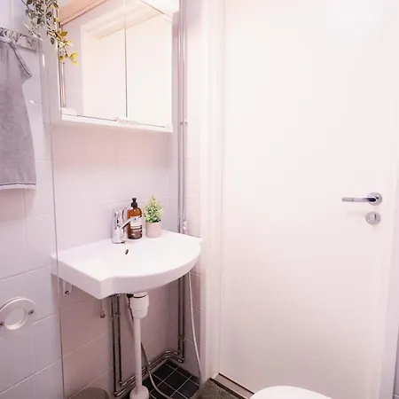 Peaceful - Near Kaari Mall, 5 Min To Train * Helsinki