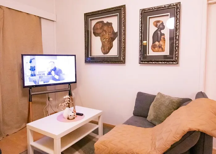 Peaceful - Near Kaari Mall, 5 Min To Train * ヘルシンキ