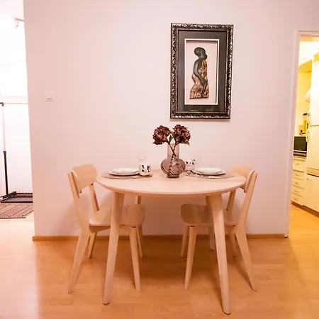 Peaceful - Near Kaari Mall, 5 Min To Train Helsinki