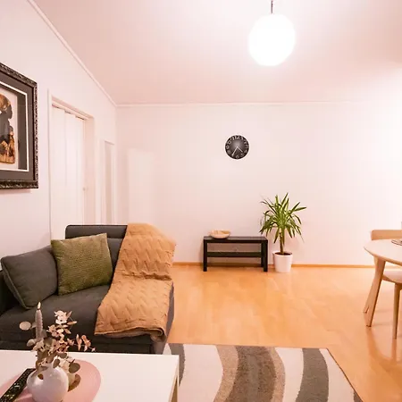 Peaceful - Near Kaari Mall, 5 Min To Train Helsinki