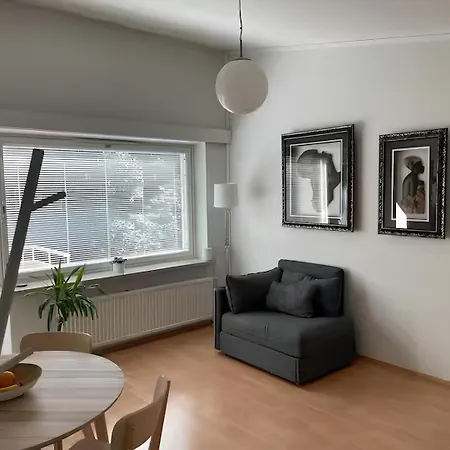 Peaceful - Near Kaari Mall, 5 Min To Train Апартаменты Хельсинки